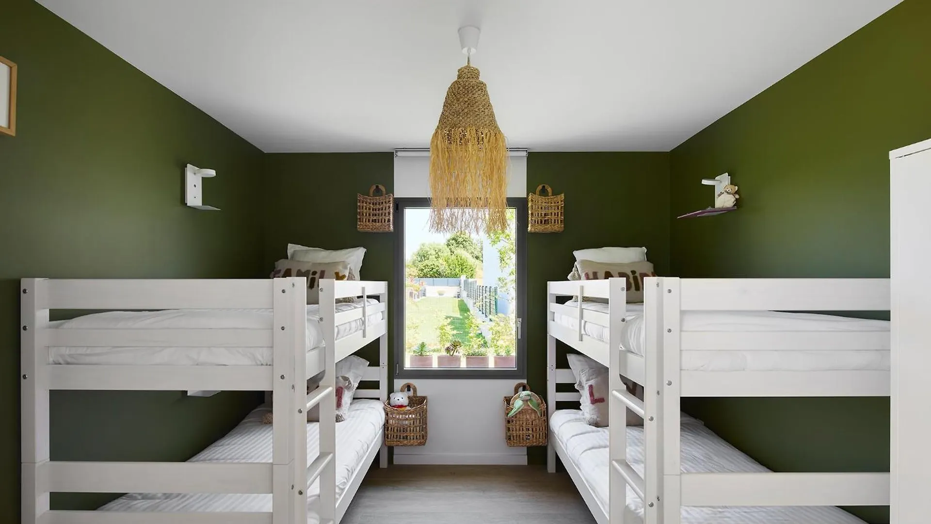 Superbe Villa 5 Etoiles, Piscine Interieure Chauffee 29C Combrit
